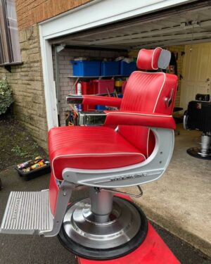 Belmont Apollo red barber chair